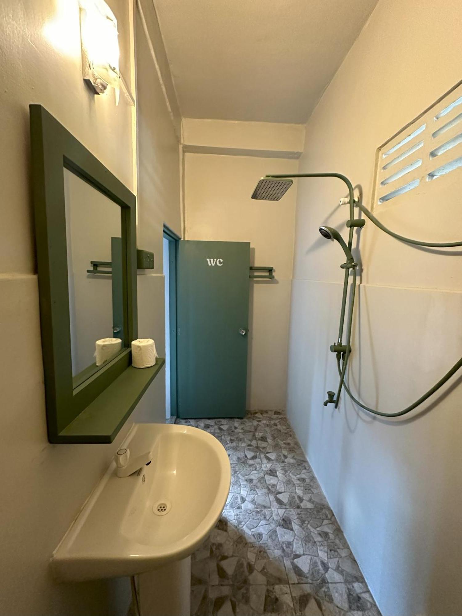 מלון Hawara Coliving מידיגמה איסט מראה חיצוני תמונה